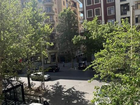 Elan №6379695 - Bakı, Nəsimi r., 3 otaqlı, 100 m², 2/10 mərtəbə