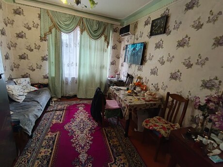Elan №6379735 - Bakı, Xalqlar Dostluğu m., 2 otaqlı, 50 m², 3/5 mərtəbə