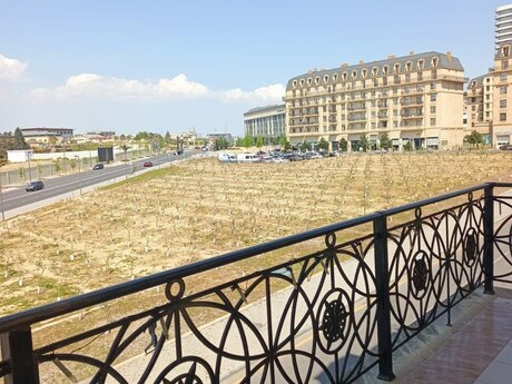 Elan №6380053 - Bakı, Ağ şəhər q., 3 otaqlı, 150 m², 3/7 mərtəbə