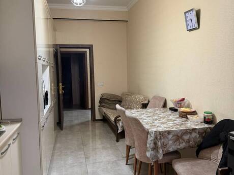 3 otaqlı mənzil, 131 m², İnşaatçılar: 450 000 ₼ 5