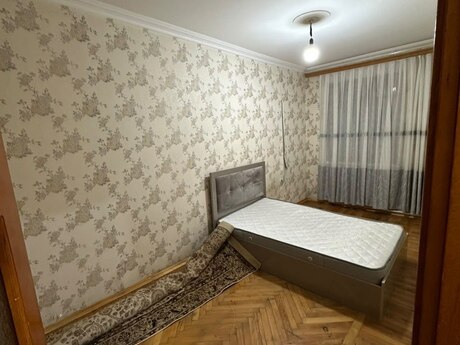 Elan №6380217 - Bakı, 9-cu mikrorayon q., 2 otaqlı, 50 m², 1/5 mərtəbə