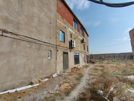 Объект - пос. Ашагы Гюздек - 1400 м²