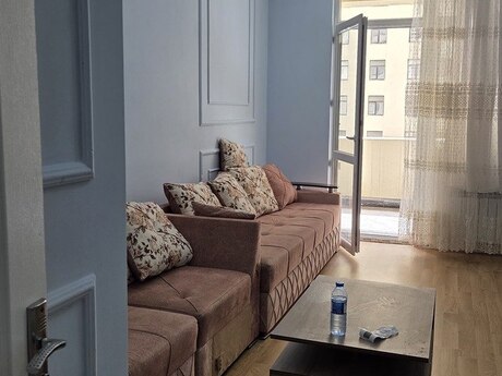 Elan №6380340 - Bakı, Nərimanov r., 2 otaqlı, 70 m², 4/11 mərtəbə