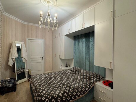 2-комнатная квартира, 95 м², Bakıxanov: 275 000 ₼ 4