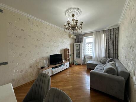 3 otaqlı köhnə tikili - Həzi Aslanov m. - 80 m²