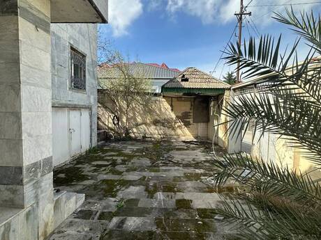 5-комн. дом/дача - м. Азадлыг проспекти - 222.2 м²