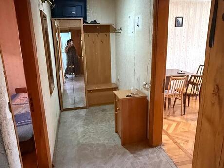 2 otaqlı köhnə tikili - Həzi Aslanov m. - 65 m²