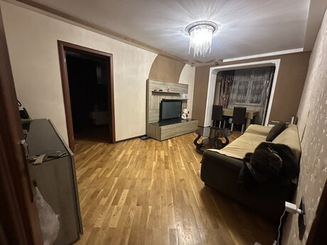 Объявление №6380737 - Баку, м. Нариман Нариманов, 2-комн., 45 м², 4/5 этаж