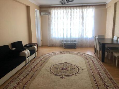 Kirayə 3 otaqlı mənzil, 125 m², Şah İsmayıl Xətai: 900 ₼/ay 2