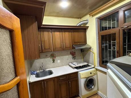 Elan №6381119 - Bakı, Memar Əcəmi m., 2 otaqlı, 45 m², 1/5 mərtəbə