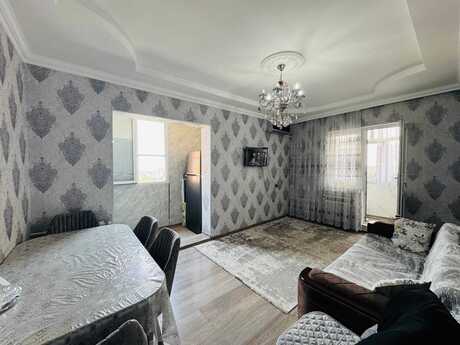 Yeni Günəşlidə 2 otaqlı köhnə tikili mənzil satılır, 45 m², 112 000 AZN, şəkil 2 / 7