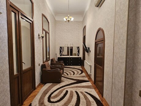 Elan №6381232 - Bakı, İçəri Şəhər m., 3 otaqlı, 120 m², 3/4 mərtəbə