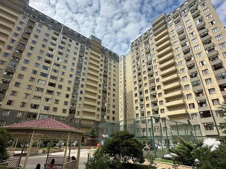 Elan №6381253 - Bakı, Qara Qarayev m., 2 otaqlı, 50 m², 2/16 mərtəbə