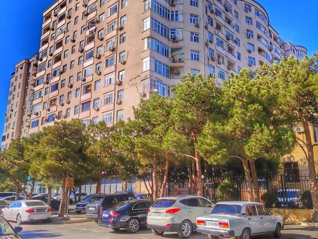 Elan №6381262 - Bakı, Neftçilər m., 3 otaqlı, 107 m², 7/13 mərtəbə