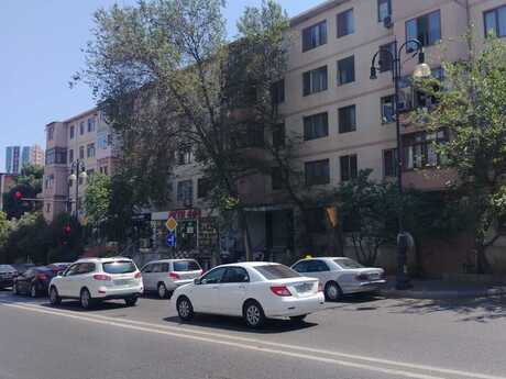 Elan №6381291 - Bakı, Memar Əcəmi m., 2 otaqlı, 45 m², 4/5 mərtəbə