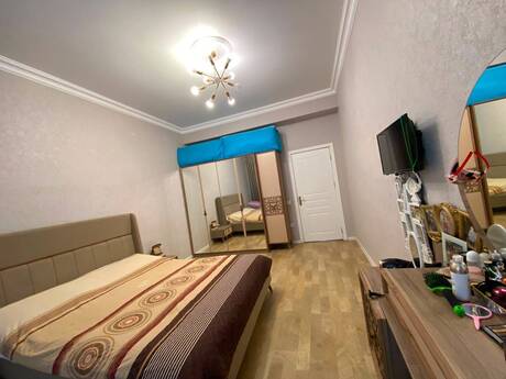 Əhmədlidə 2 otaqlı yeni tikili mənzil satılır, 90 m², 242 700 AZN, şəkil 3 / 12