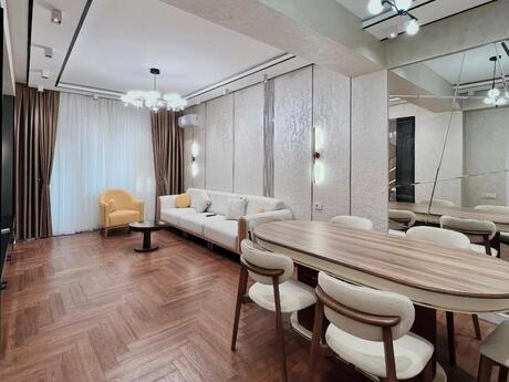 Elan №6381607 - Bakı, 28 May m., 3 otaqlı, 140 m², 8/14 mərtəbə