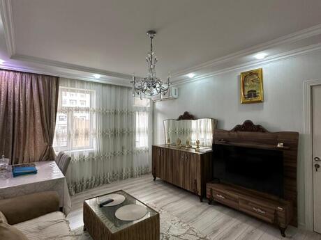 4 otaqlı köhnə tikili - Nizami r. - 110 m²