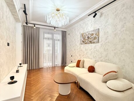 Объявление №6381530 - Баку, Наримановский  р., 2-комн., 67 м², 4/17 этаж