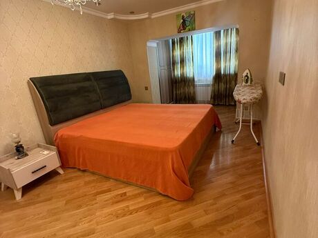 3 otaqlı köhnə tikili - 28 May m. - 80 m²