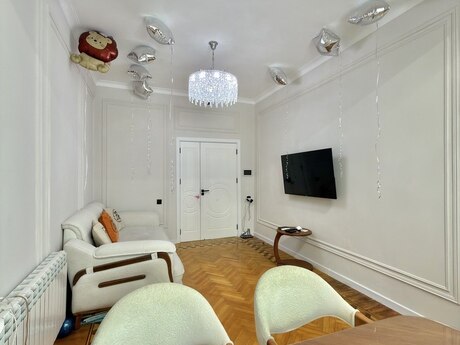 3-room apartment, 100 m², Nizami: 285 000 ₼ 4