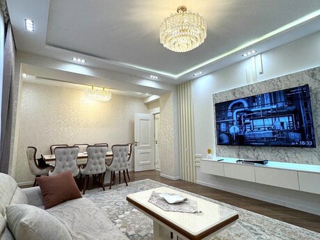 4 otaqlı mənzil, 130 m², Nərimanov: 420 000 ₼ 2