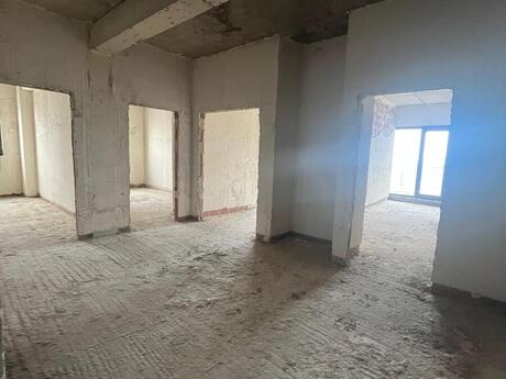 Ağ şəhərdə 4 otaqlı yeni tikili mənzil satılır, 185 m², 1 017 500 AZN, şəkil 2 / 10