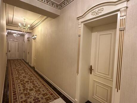 4-комнатная квартира, 144 м², İnşaatçılar: 420 000 ₼ 4