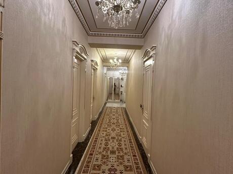 4-комнатная квартира, 144 м², İnşaatçılar: 420 000 ₼ 5