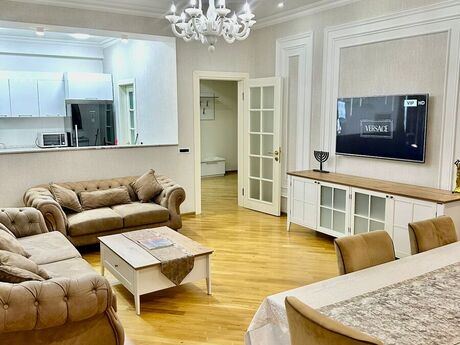 Elan №6382104 - Bakı, 28 May m., 3 otaqlı, 120 m², 15/17 mərtəbə