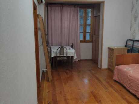 Elan №6382114 - Bakı, Memar Əcəmi m., 1 otaqlı, 45 m², 2/5 mərtəbə