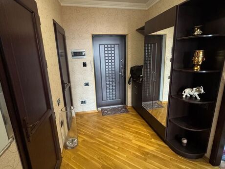 Объявление №6382185 - Баку, Наримановский  р., 2-комн., 63 м², 14/17 этаж