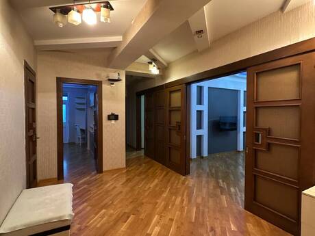 3 otaqlı yeni tikili - Yeni Yasamal q. - 127 m²