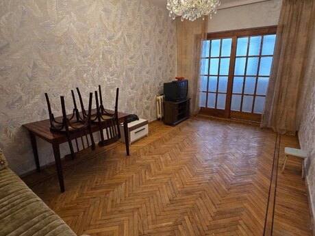 Аренда: 3-комнатная квартира, 72 м², Nəsimi: 650 ₼/мес 3