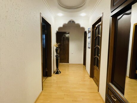 3-room apartment, 68 m², Memar Əcəmi: 275 000 ₼ 2