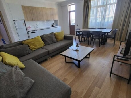 Elan №6382354 - Bakı, Gənclik m., 3 otaqlı, 110 m², 11/16 mərtəbə