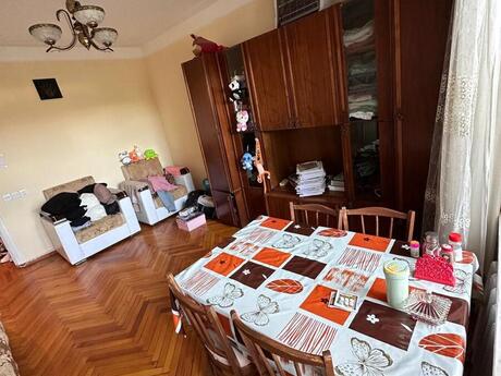 Elan №6382407 - Bakı, Elmlər Akademiyası m., 2 otaqlı, 40 m², 4/5 mərtəbə