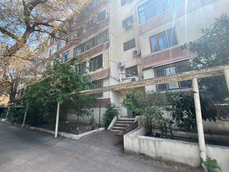 Elan №6382467 - Bakı, Memar Əcəmi m., 2 otaqlı, 65 m², 1/5 mərtəbə