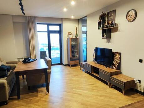 3 otaqlı yeni tikili - 8 Noyabr m. - 125 m²