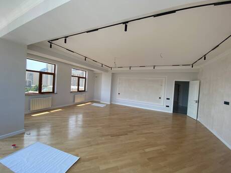 4-room apartment, 211 m², 28 May: 660 000 ₼ 2