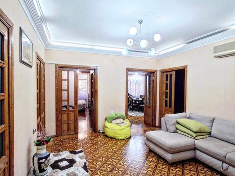4-room apartment, 124 m², Sahil: 548 000 ₼ 2