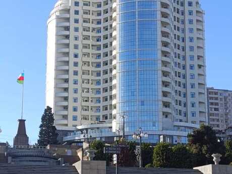 Elan №6382615 - Bakı, Elmlər Akademiyası m., 4 otaqlı, 201 m², 5/20 mərtəbə