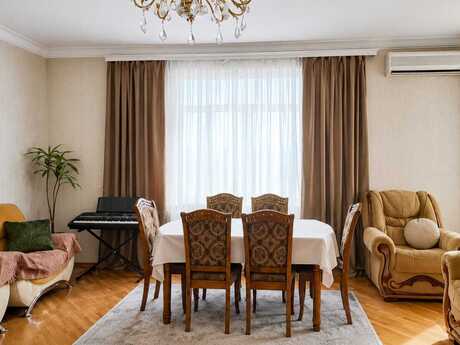 3-комн. новостройка - м. 20 января - 143 м²