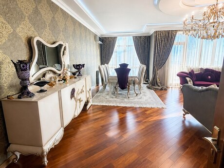 3 otaqlı mənzil, 168 m², 8 Noyabr: 485 000 ₼ 2