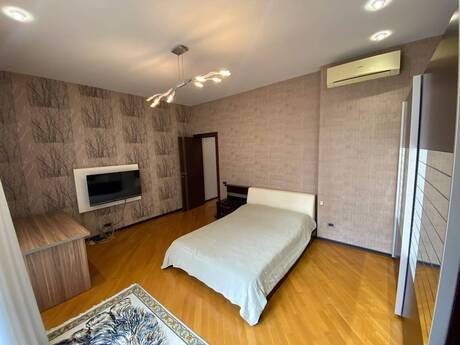 4 otaqlı mənzil, 200 m², 28 May: 800 000 ₼ 5