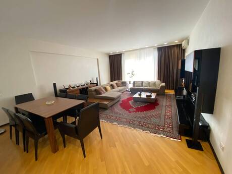 4 otaqlı mənzil, 200 m², 28 May: 800 000 ₼ 3