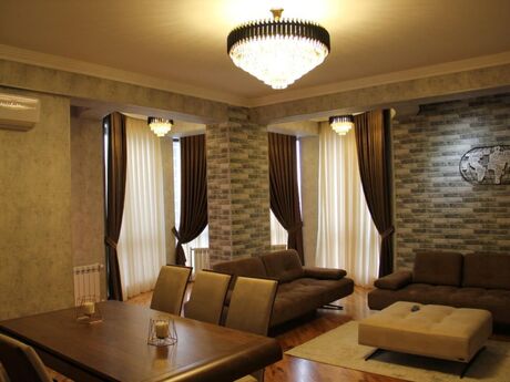 3-комн. новостройка - Насиминский  р. - 160 м²