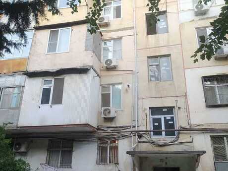 2-комн. · 60 m² · 1/5 этаж, Memar Əcəmi
