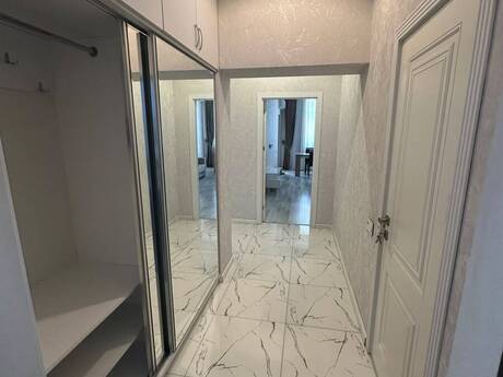 1-комн. новостройка - м. Кара Караев - 70 м²