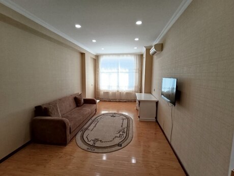 Elan №6382843 - Bakı, Nəriman Nərimanov m., 2 otaqlı, 100 m², 11/17 mərtəbə
